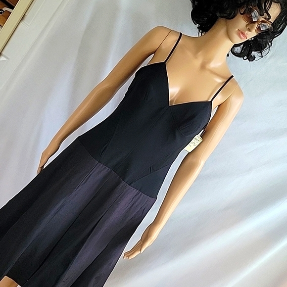 Donna Karan dress - Picture 2 of 8